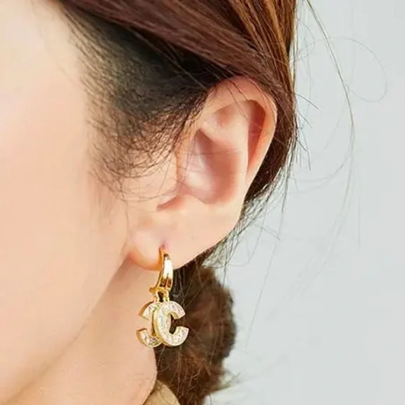 NEW CC Elegant Earrings Fashion Gold Tone with Rhinestones Letter Studs - Picture 5 of 5